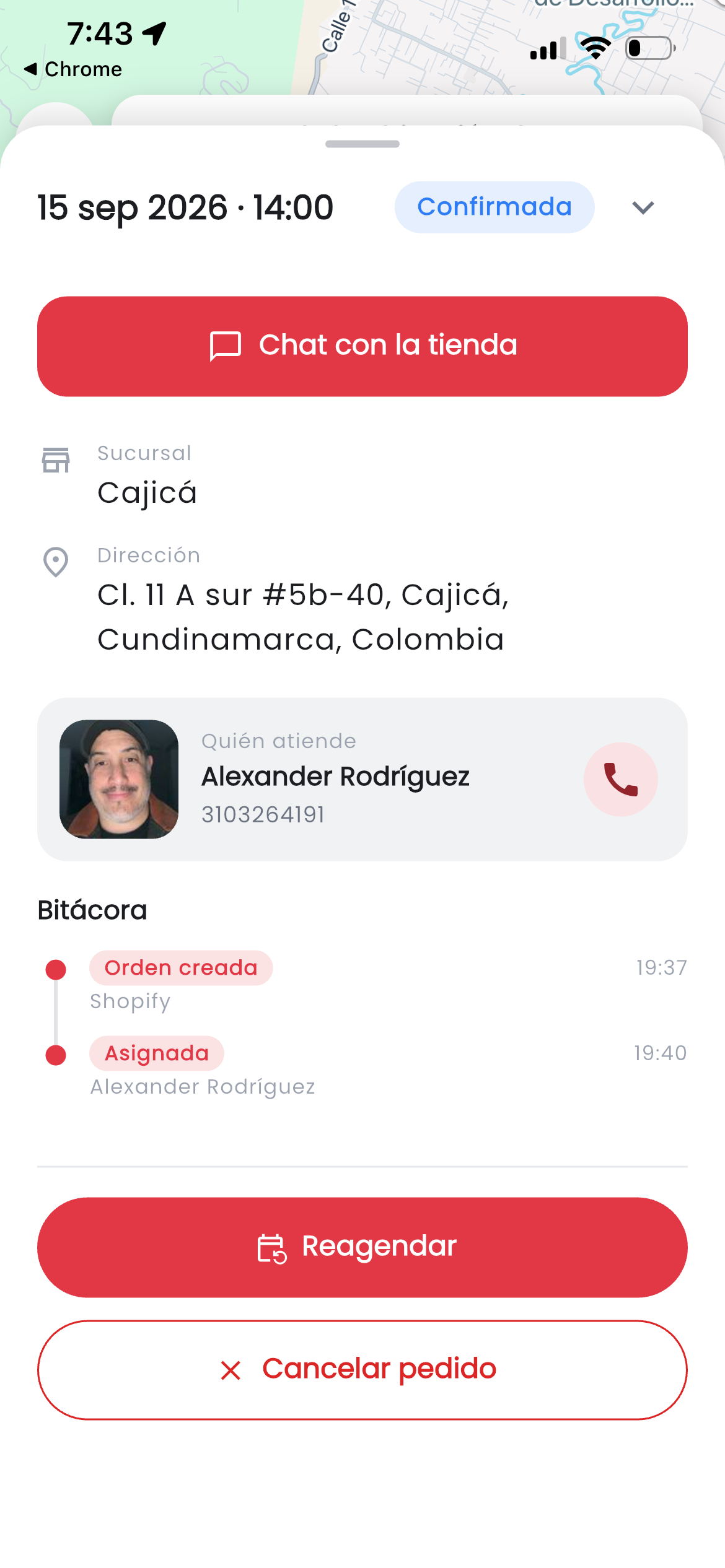 Detalle del pedido con el técnico asignado y la bitácora.